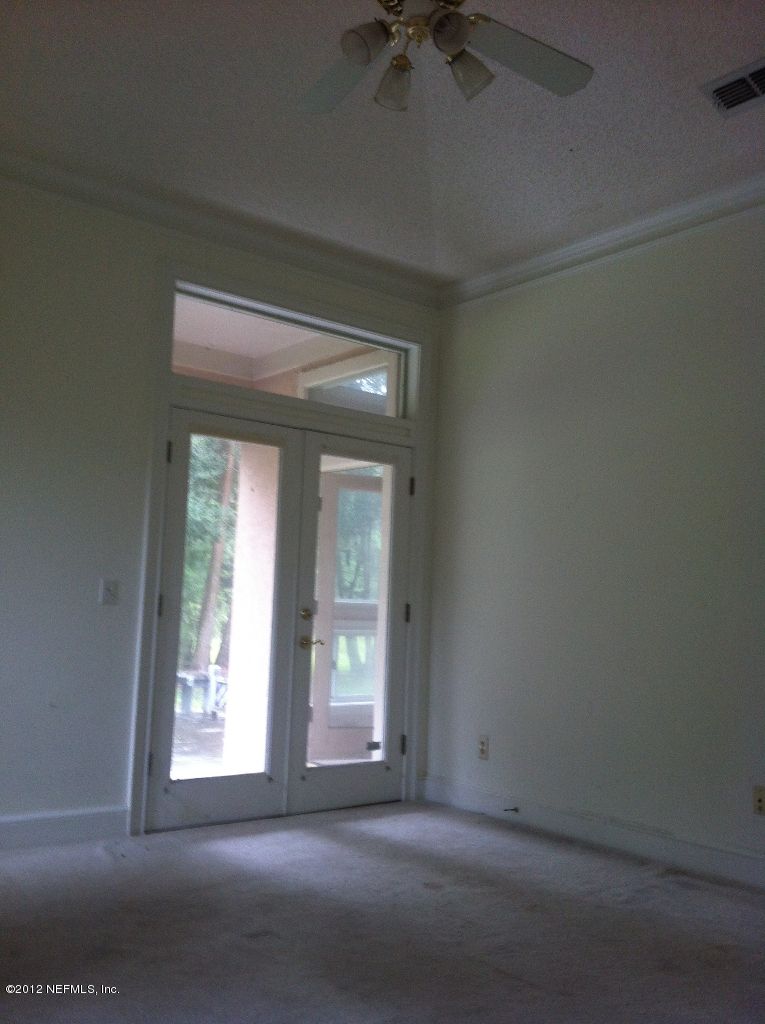 13865 Athens Dr, Jacksonville, FL 32223