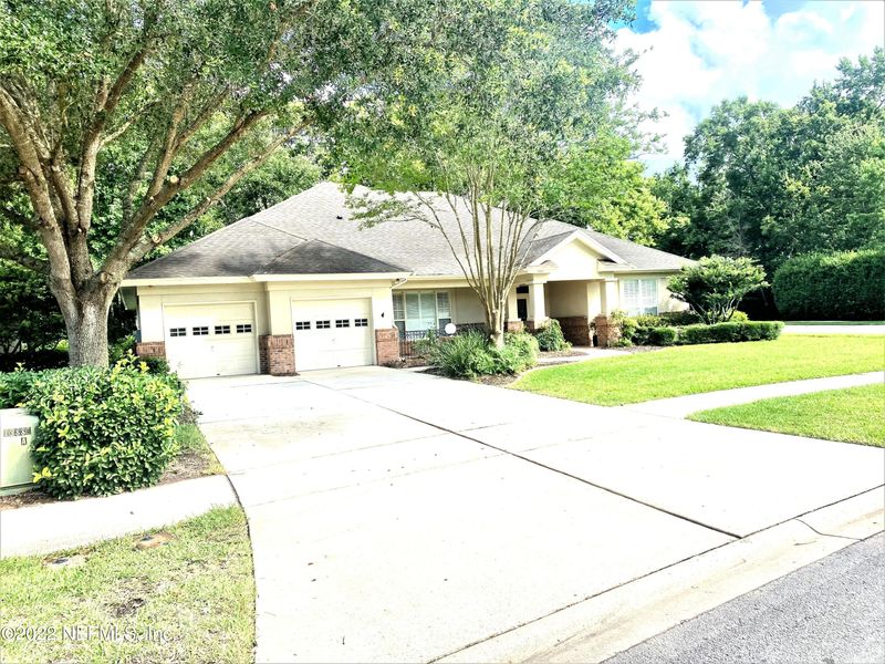 13887 Silkvine Ln, Jacksonville, FL 32224