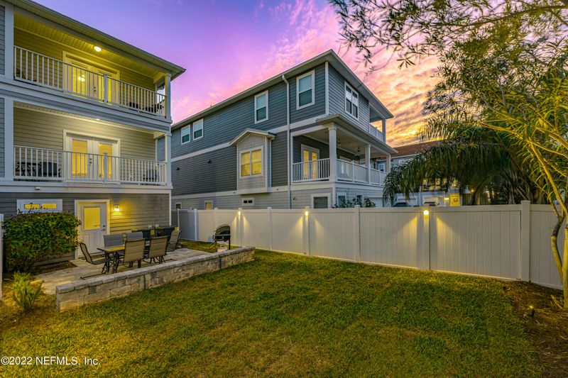 139 14th Ave S, Jacksonville Beach, FL 32250