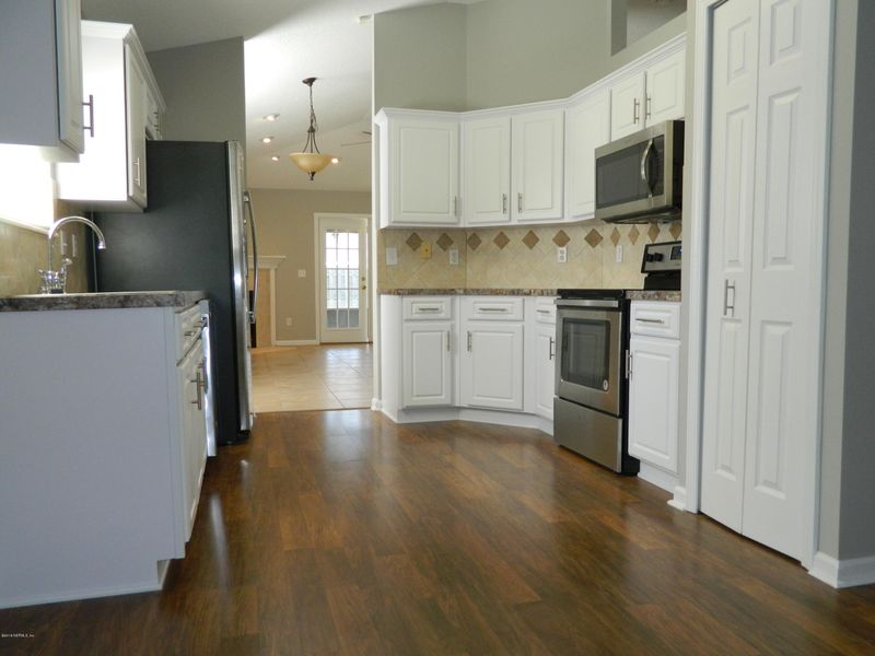 1393 Shootingstar Ln, St Johns, FL 32259
