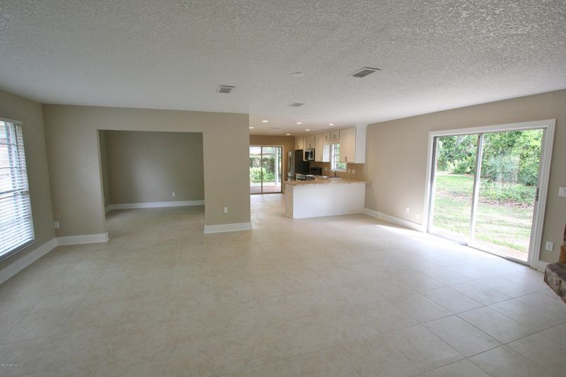 1395 Teca Trail Ct, Jacksonville, FL 32225