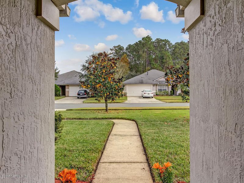 13974 Summer Breeze Dr, Jacksonville, FL 32218