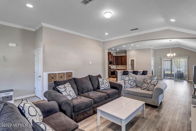 14 Balmoral Castle Dr, St Johns, FL 32259