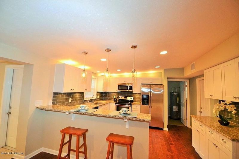 1400 20th Ave N, Jacksonville Beach, FL 32250