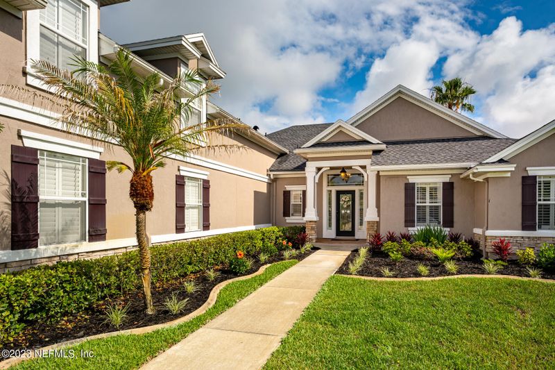 1400 Colville Ct, St Augustine, FL 32095
