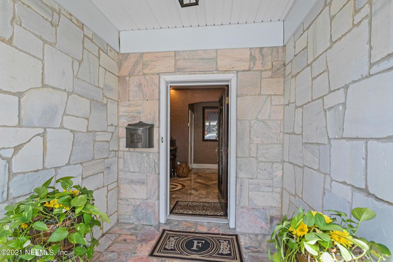 1400 Lawrence Pl, Jacksonville, FL 32211