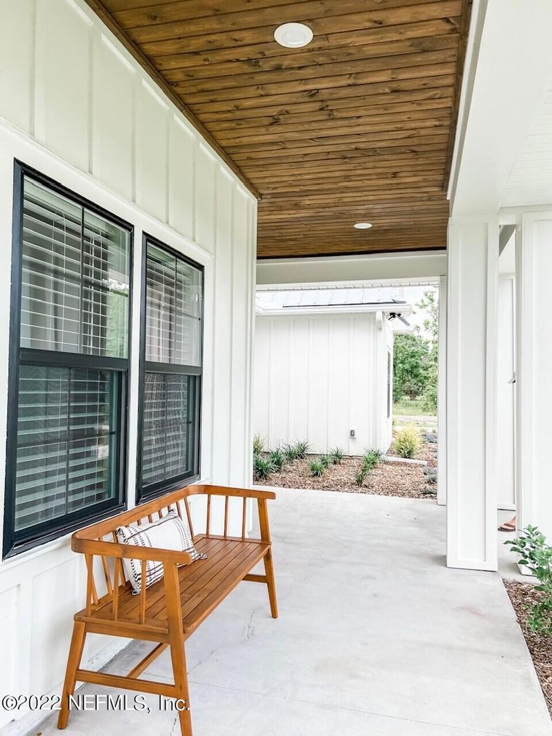 1400 Lee Rd, St Johns, FL 32259