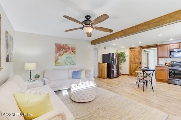 1401 Eola Ct, Jacksonville, FL 32205
