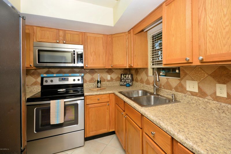 1402 Kettering Way, Orange Park, FL 32073