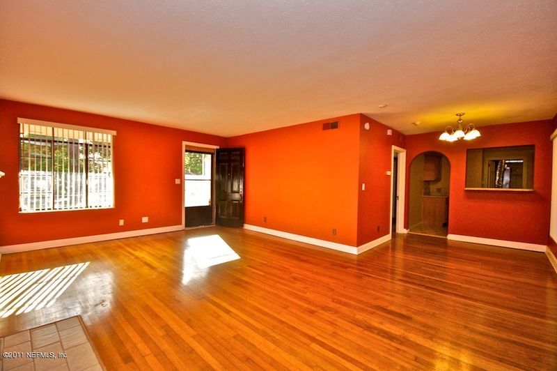 1407 Glengarry Rd, Jacksonville, FL 32207