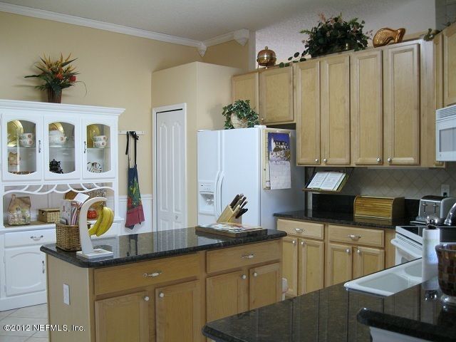 14080 Ridgewick Dr, Jacksonville, FL 32218