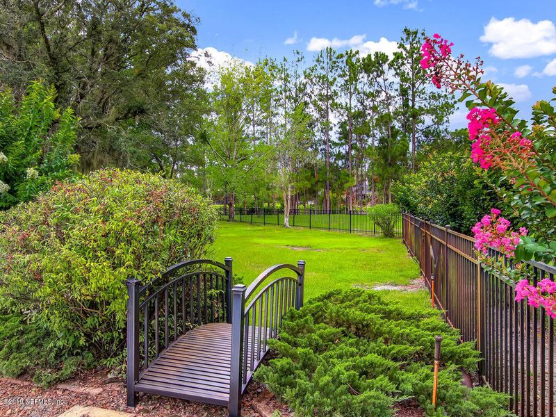 1409 Mallard Green Ct, St Johns, FL 32259