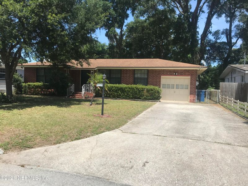 1411 Magnolia Cir W, Jacksonville, FL 32211