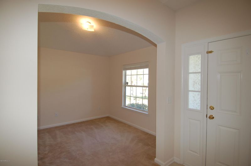 14148 Fish Eagle Dr E, Jacksonville, FL 32226
