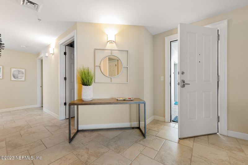 1415 1st St #501, Jacksonville Beach, FL 32250