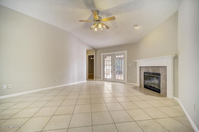 1417 Sapling Dr, Orange Park, FL 32073