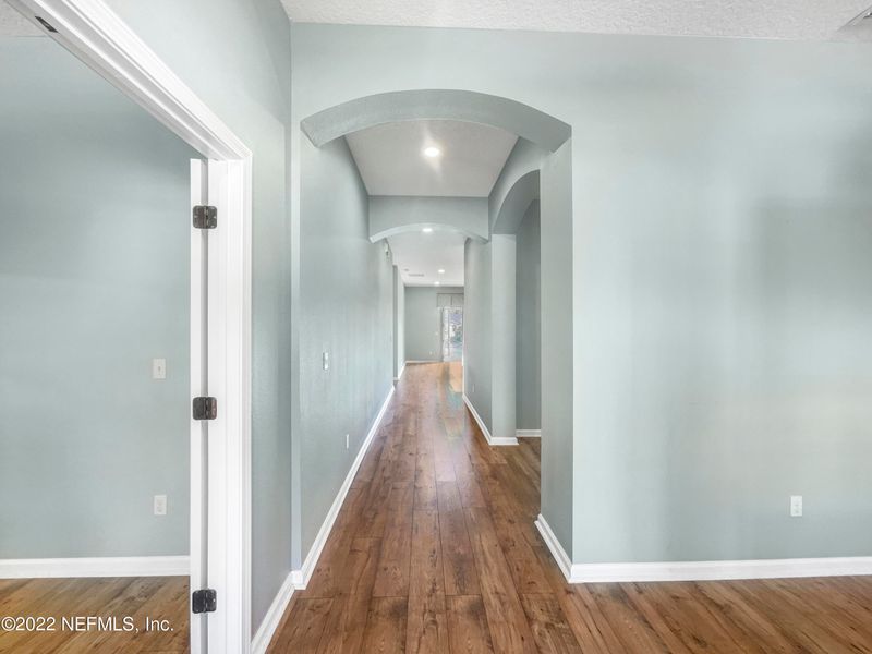 14195 Summer Breeze Dr E, Jacksonville, FL 32218