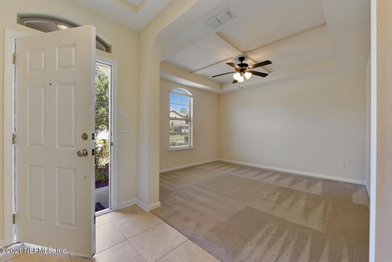 14200 Summer Breeze Dr, Jacksonville, FL 32218