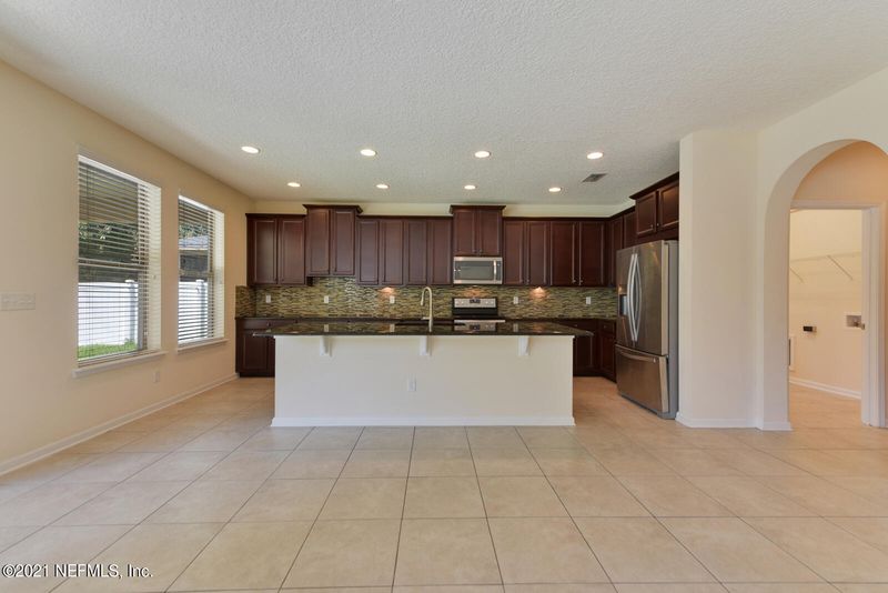 14200 Summer Breeze Dr, Jacksonville, FL 32218