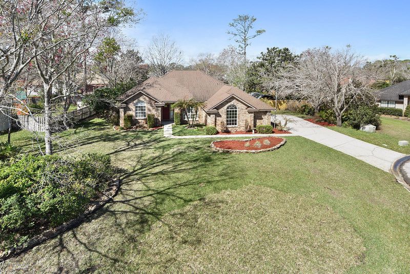 14231 Twin Falls Dr E, Jacksonville, FL 32224