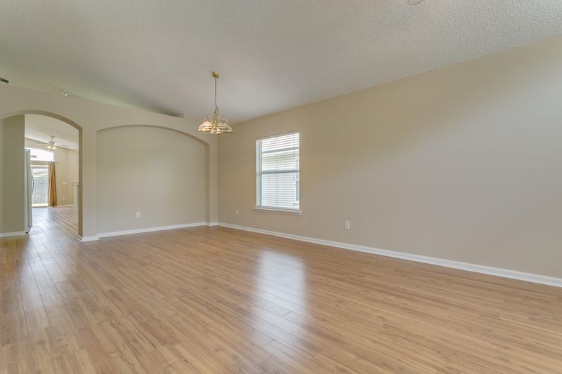 1430 Laurel Oak Dr, Fleming Island, FL 32003
