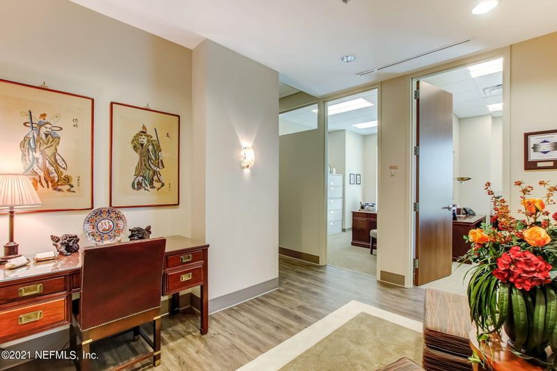 1431 Riverplace Blvd #910, Jacksonville, FL 32207