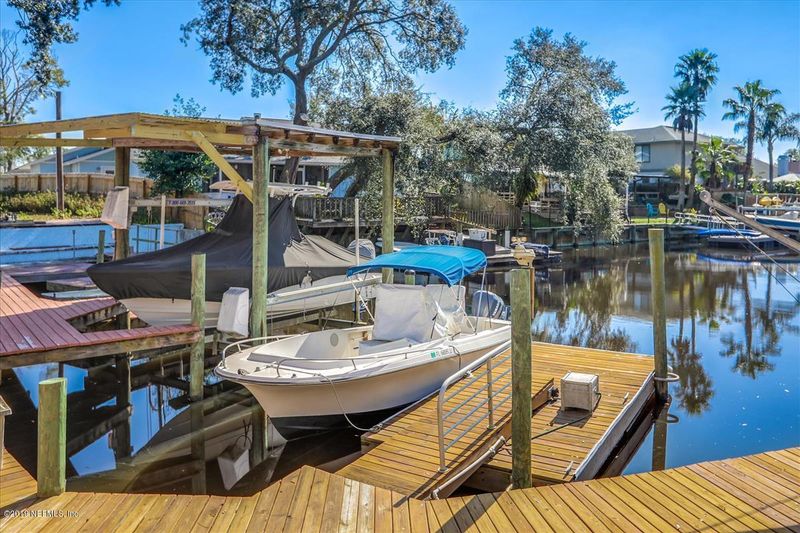 14310 Stacey Rd, Jacksonville, FL 32250