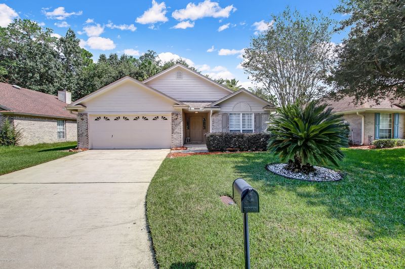 1433 Starboard Ct, Fleming Island, FL 32003