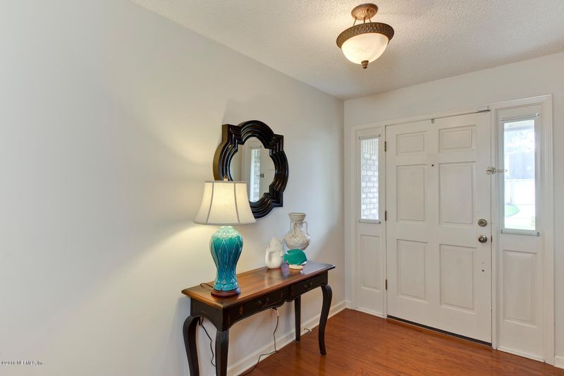14339 Crystal Cove Dr S, Jacksonville, FL 32224