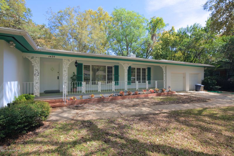 1435 Glengarry Rd, Jacksonville, FL 32207