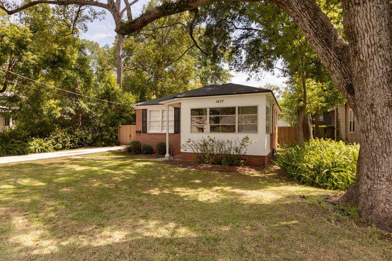 1437 Wolfe St, Jacksonville, FL 32205