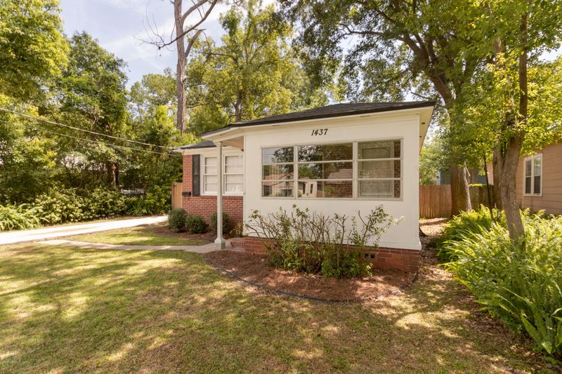 1437 Wolfe St, Jacksonville, FL 32205