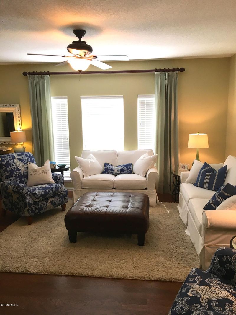 144 E Jardin De Mer Pl, Jacksonville Beach, FL 32250