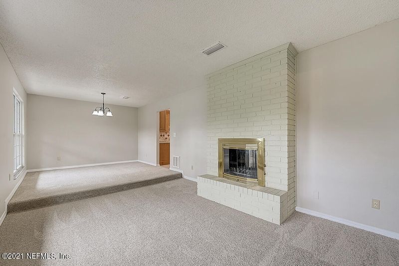 144 Vanderford Rd N, Orange Park, FL 32073