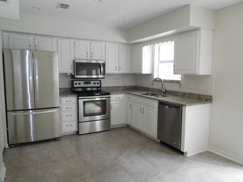 1443 Satsuma Rd, Fruit Cove, FL 32259