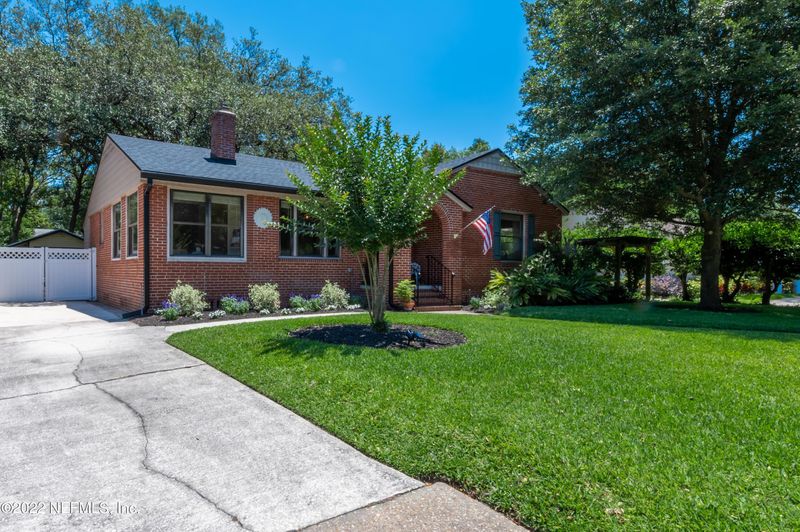1445 Nicholson Rd, Jacksonville, FL 32207