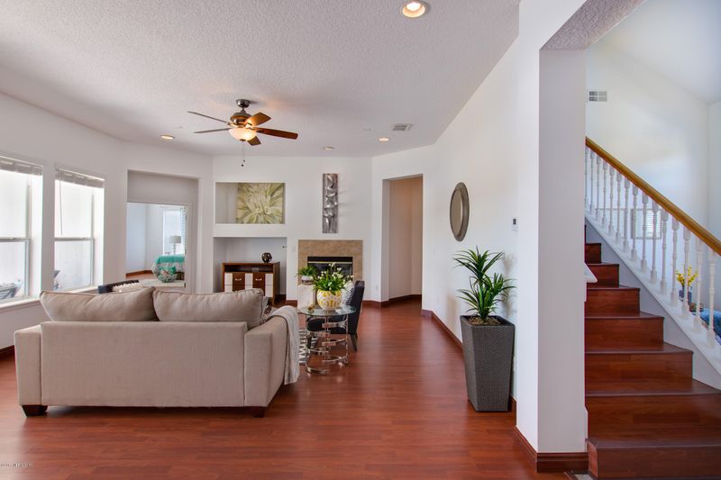 14466 Cherry Lake Dr E, Jacksonville, FL 32258