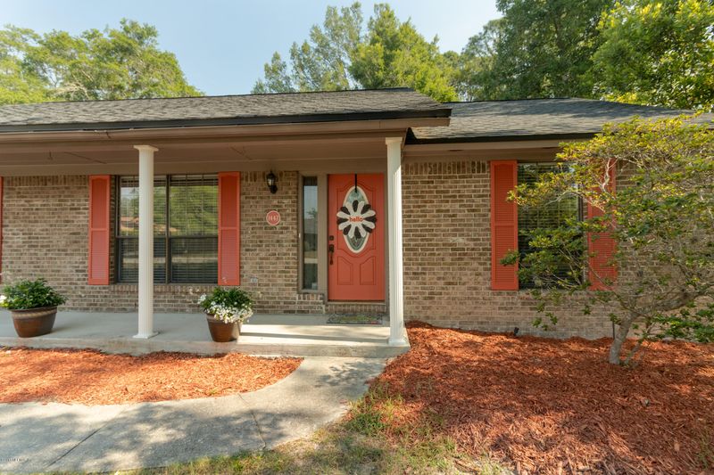 1447 Forest Ln, Jacksonville, FL 32259