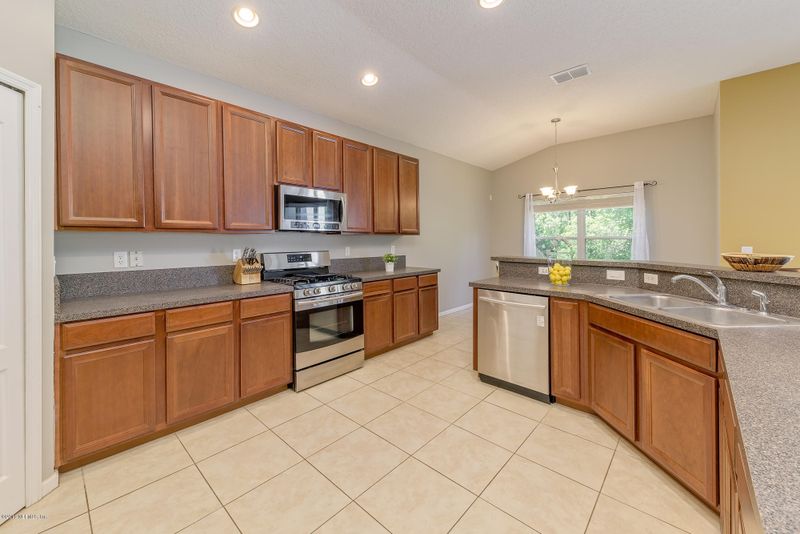 14494 Millhopper Rd, Jacksonville, FL 32258
