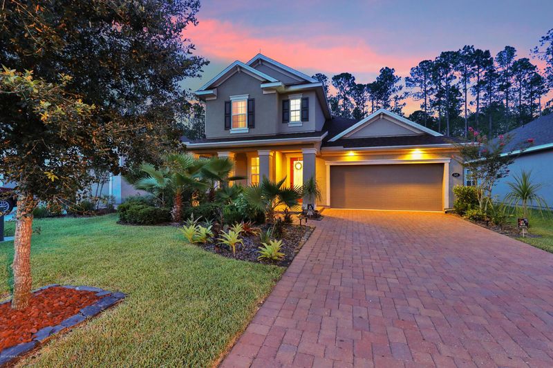 145 Aspen Leaf Dr, Jacksonville, FL 32081