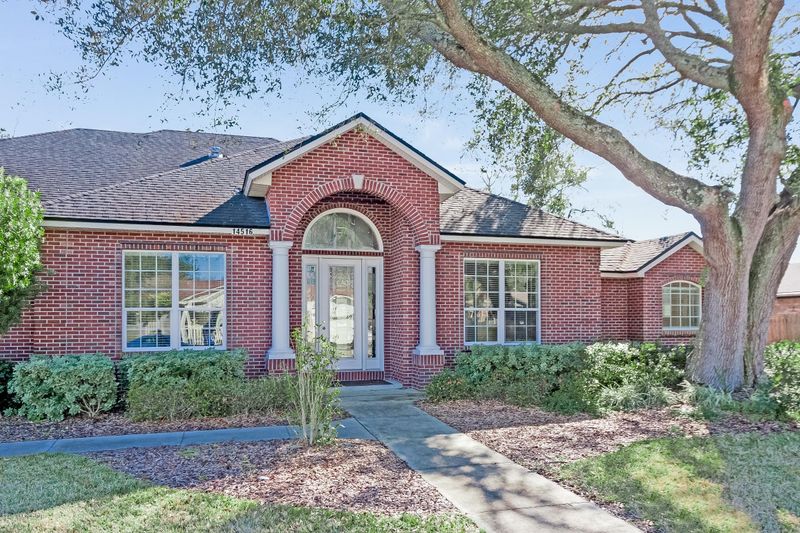 14516 Cedar Island Rd, Jacksonville, FL 32250