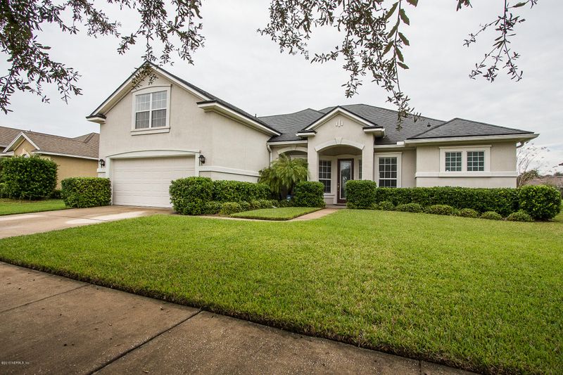 14519 Cherry Lake Dr E, Jacksonville, FL 32258
