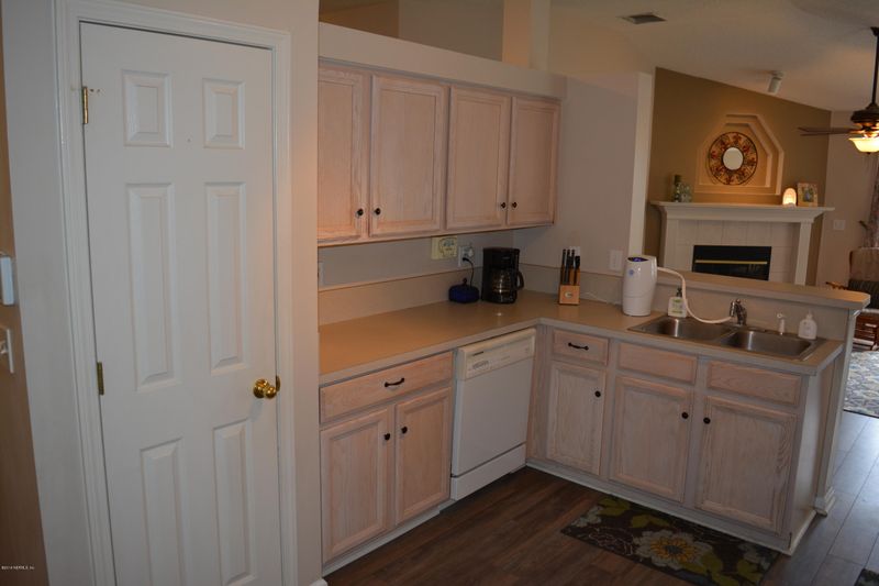 1452 Greenway Pl, Fleming Island, FL 32003