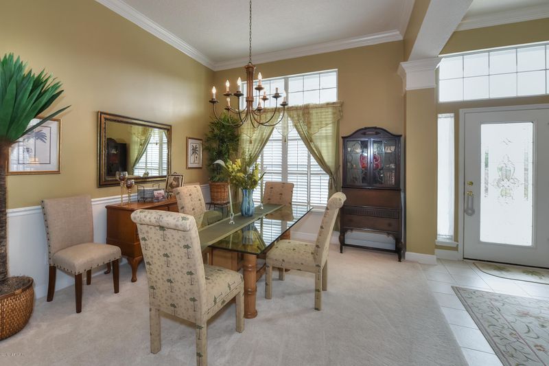 1452 S Burgandy Trl, St Johns, FL 32259