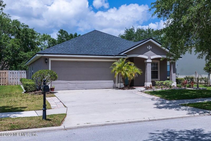 14570 Falling Waters Dr, Jacksonville, FL 32258