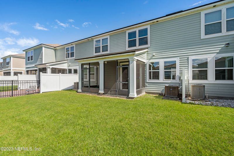 146 Servia Dr, St Johns, FL 32259