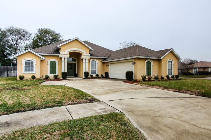 14602 Zachary Dr E, Jacksonville, FL 32218