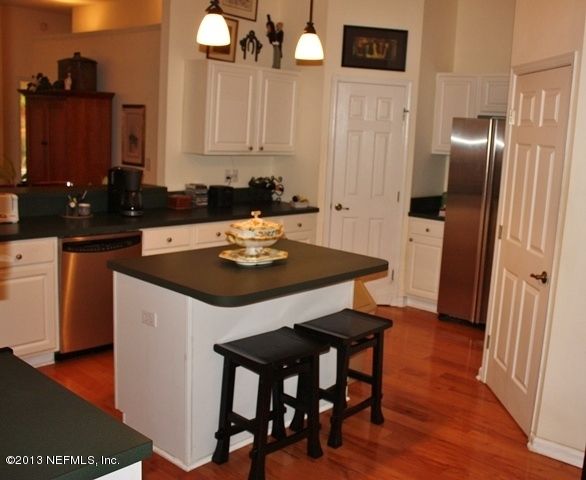 1463 Blue Heron Ln E, Jacksonville Beach, FL 32250