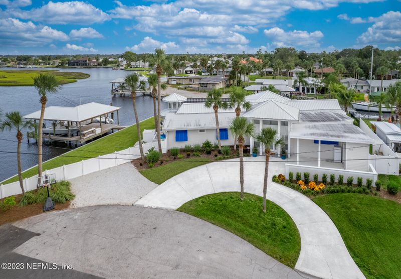 14634 Lagoon Dr, Jacksonville, FL 32250