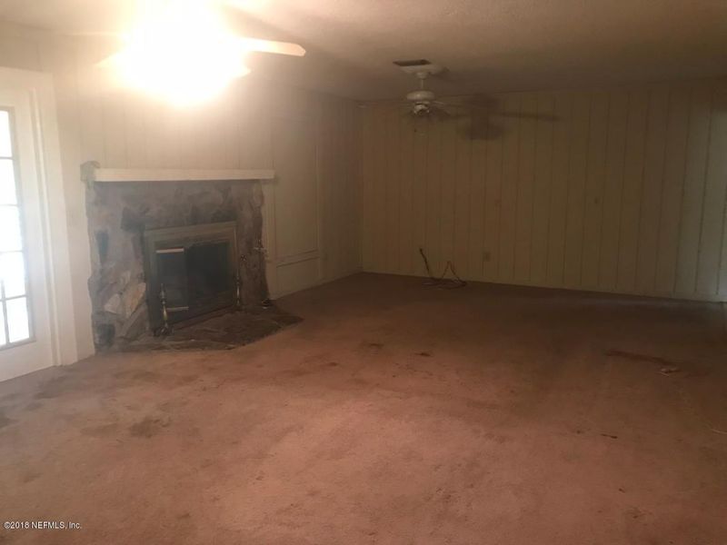 1466 Long Horn Rd, Middleburg, FL 32068
